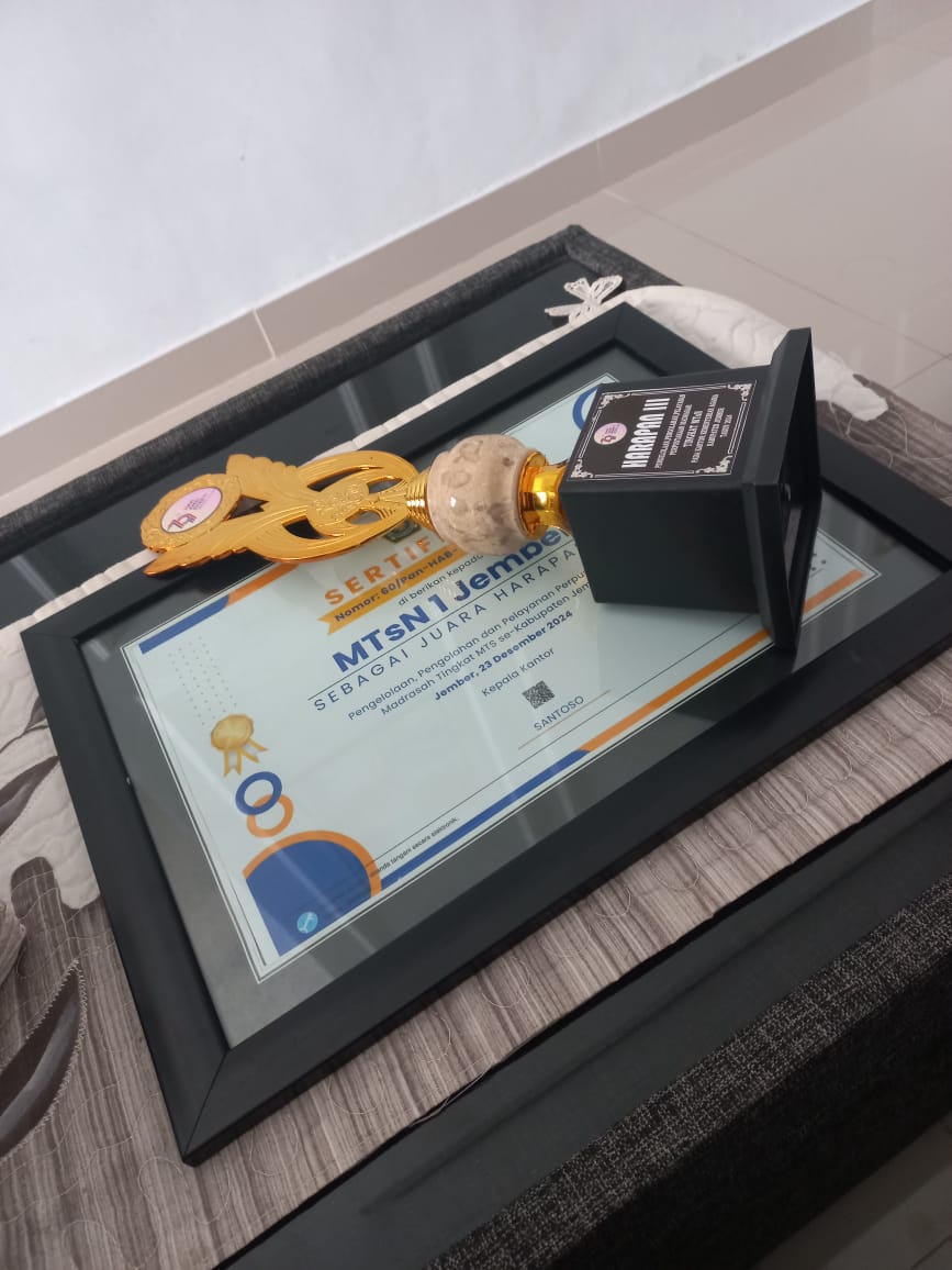 PERPUSTAKAAN MTSN 1 JEMBER JUARA TINGKAT KABUPATEN JEMBER