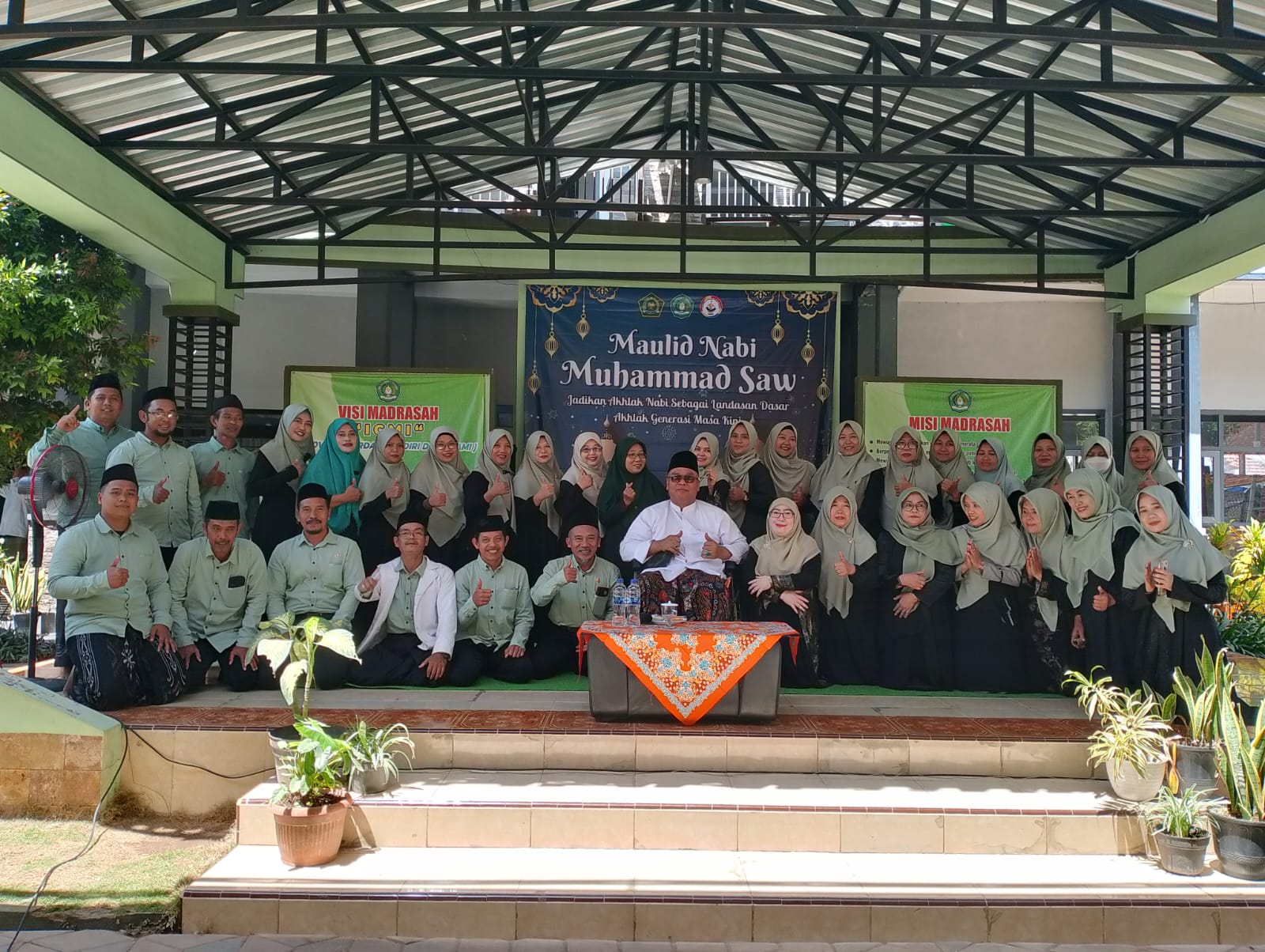 NABI MUHAMMAD SAW USWATUN HASANAHKU